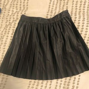 Faux leather pleated skirt!